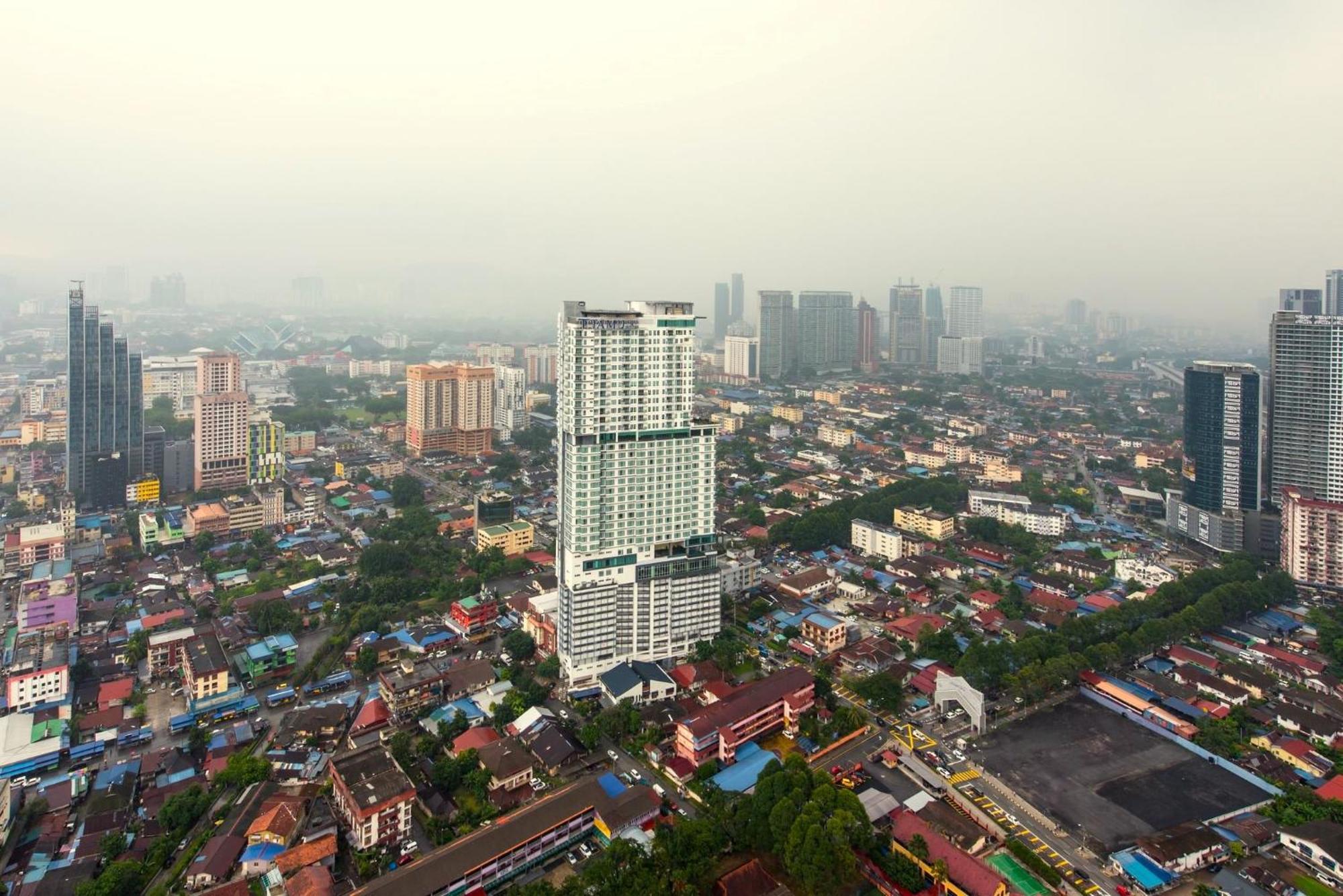 The Luxe Colony Klcc By Infinitum — Photos 3